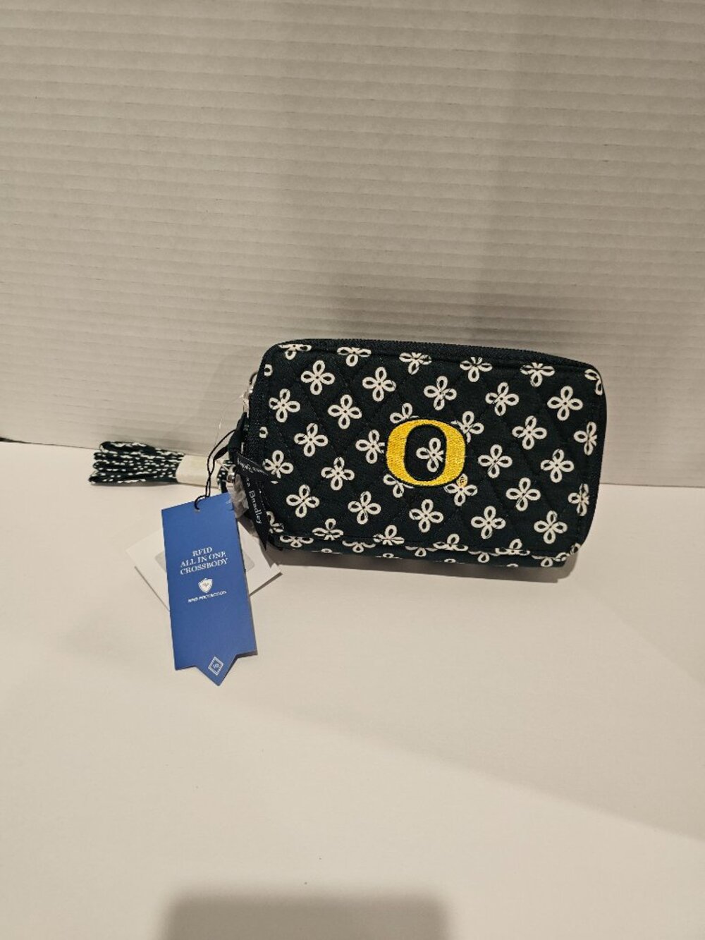 Vera Bradley RFID All in One Crossbody Mini Concerto Oregon Wallet Wristlet - Picture 10 of 13